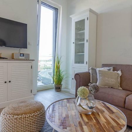 Ahoi Apartment Glowe Bagian luar foto
