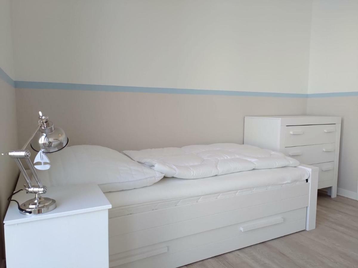 Ahoi Apartment Glowe Bagian luar foto