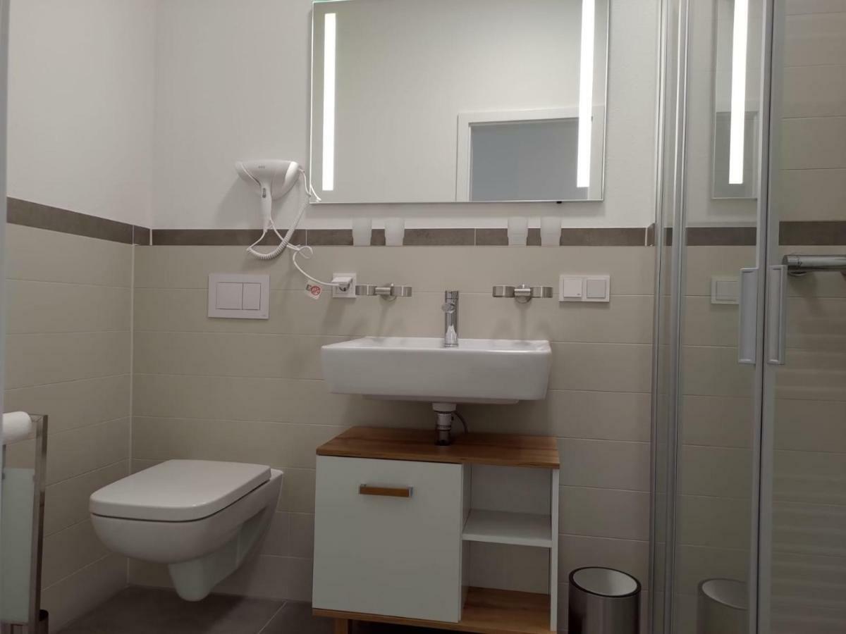Ahoi Apartment Glowe Bagian luar foto